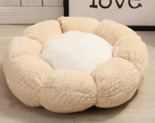 Flower Plush Nest (55cm)
